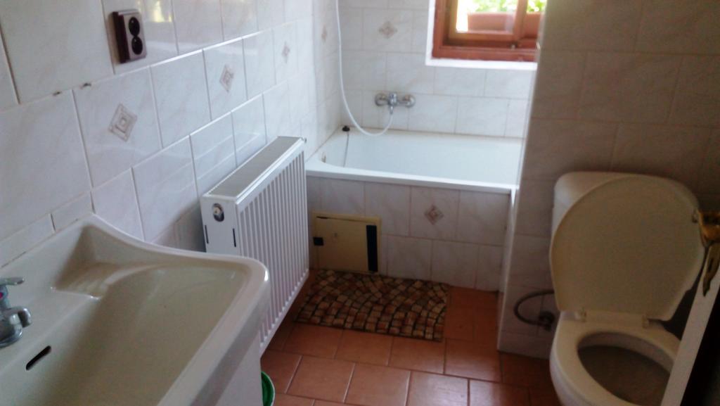 Hotel U Tri Kocek Jablonné v Podještědí Zewnętrze zdjęcie